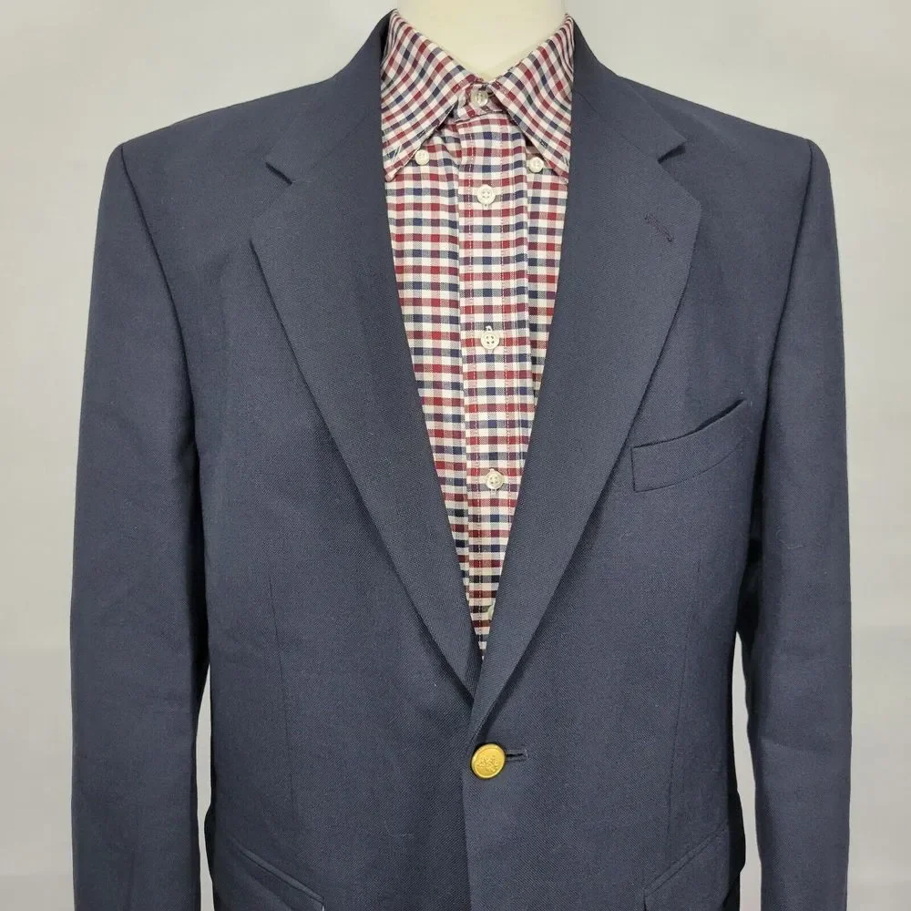 Stafford Men's Sport Coat‎ Blazer Two Button Navy Blue Polyester Wool Size 44L